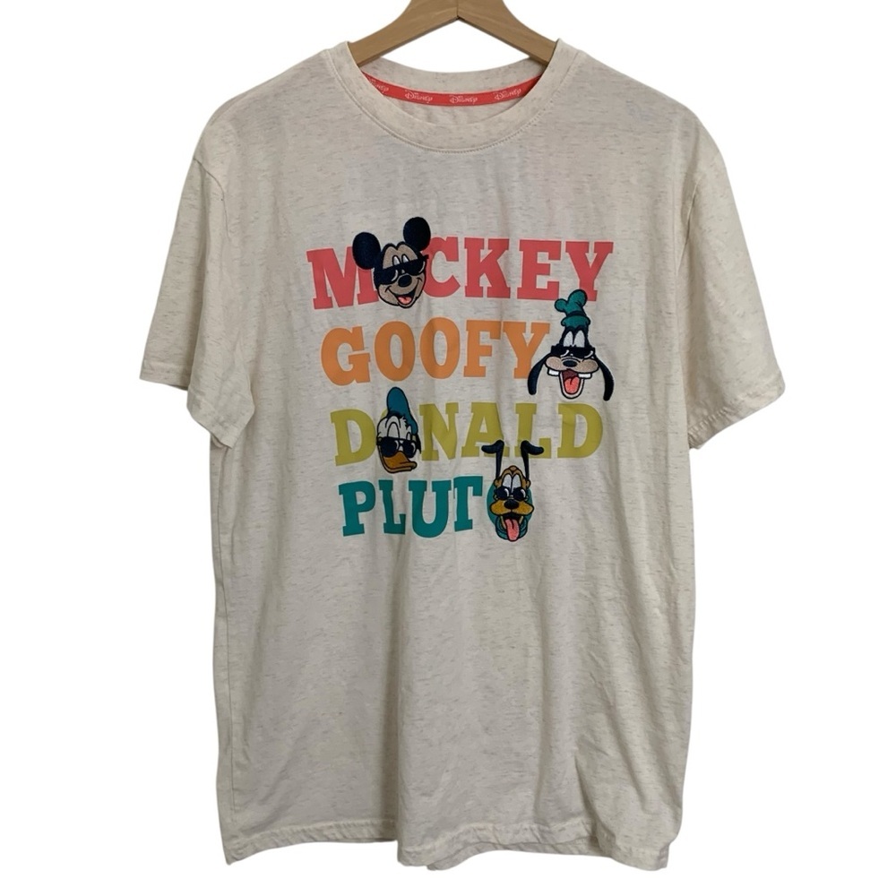 Disney Mickey and friends T-shirt Men’s/unisex? size large Embroidered accents